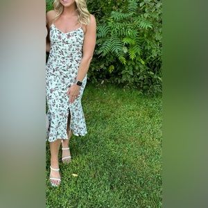 Jaus - Michaela dress - floral size 6 - medium - worn once